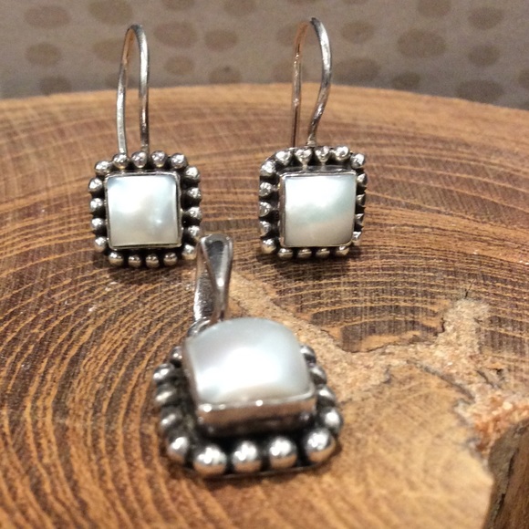 Silpada Button Frame Set - Picture 3 of 8